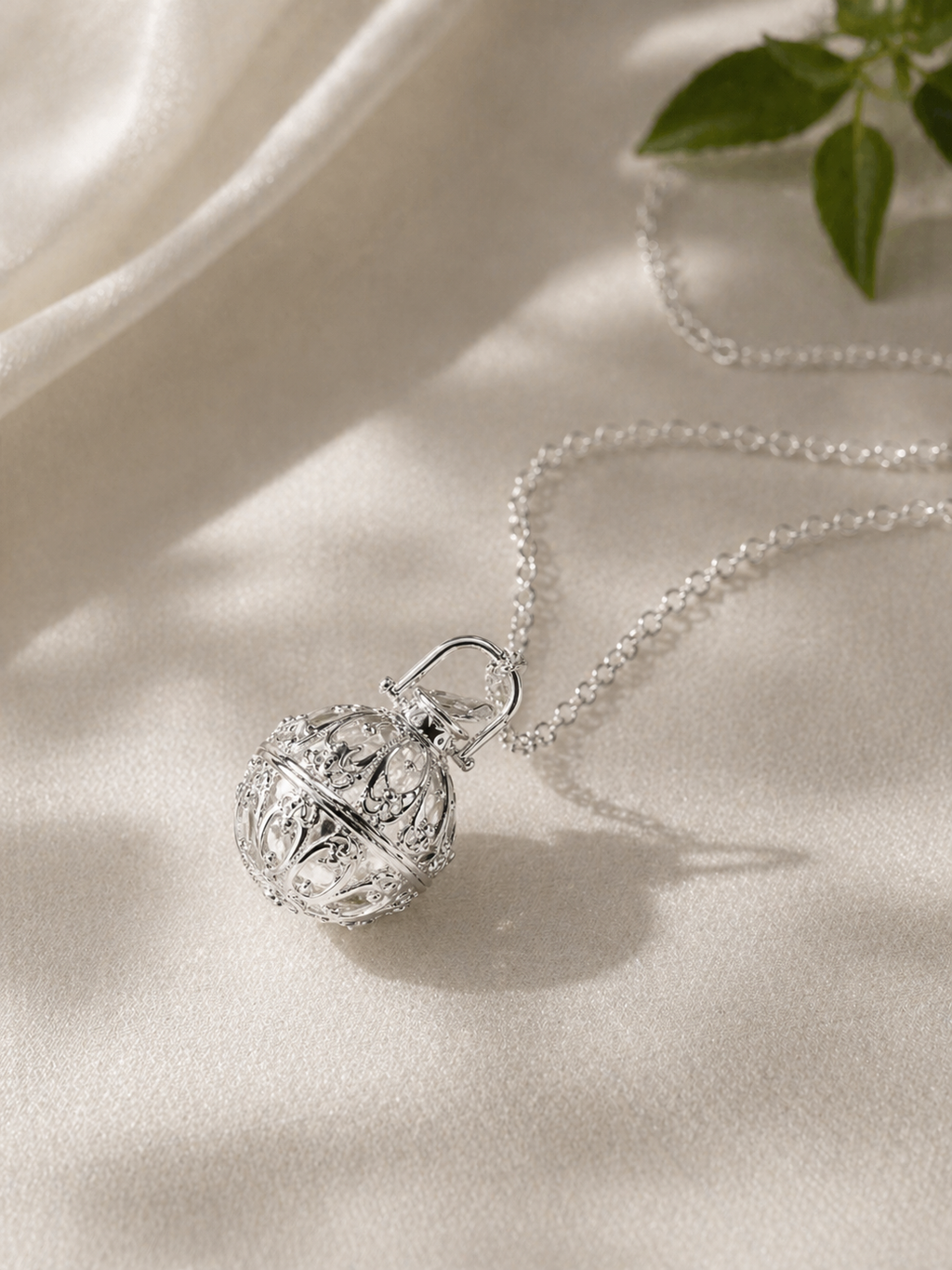 Aromatherapy Smugglers Pendant